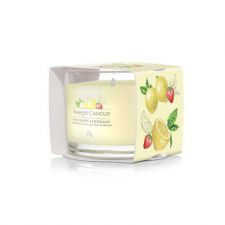yankee candle limonade glacee aux fruits rouges filled votive iced berry lemonade 