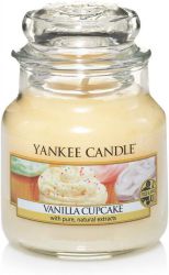 1093709e vanilla cupcake small jar gateau a la vanille yankee candle 