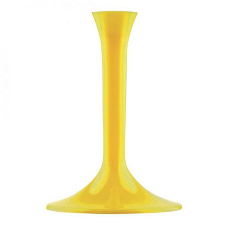 pied de verre couleur jaune 